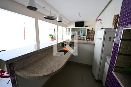 Casa à venda com 4 quartos, 440m² em Jardim Ana Lúcia, Goiânia