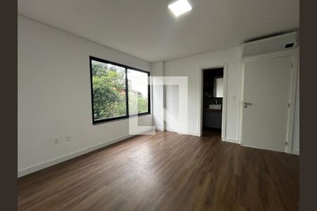 Suíte 2 de casa para alugar com 2 quartos, 150m² em Rio Tavares, Florianópolis