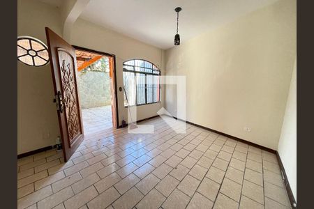 Sala de casa para alugar com 3 quartos, 166m² em Vila Nova Alba, São Paulo