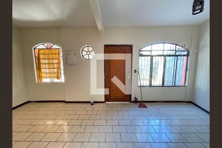 Sala de casa para alugar com 3 quartos, 166m² em Vila Nova Alba, São Paulo