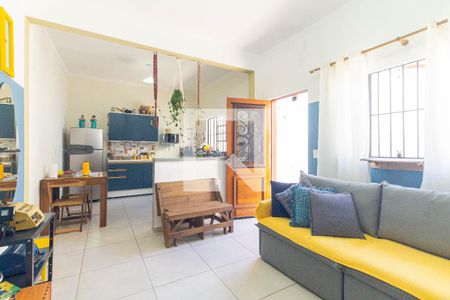 Sala/Cozinha de casa à venda com 1 quarto, 180m² em Vila Carrão, São Paulo
