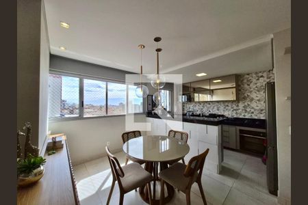 Sala e sala de jantar  de apartamento à venda com 3 quartos, 168m² em Jardim America, Belo Horizonte