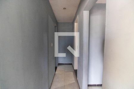 Corredor  de casa para alugar com 2 quartos, 50m² em Santa Rosa, Niterói