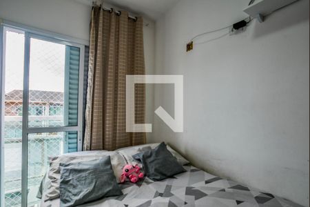 Quarto 2 de apartamento para alugar com 2 quartos, 44m² em Jardim Santo Antônio, Santo André