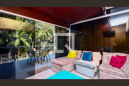 Varanda de casa para alugar com 3 quartos, 156m² em Jardim America, Taboão da Serra