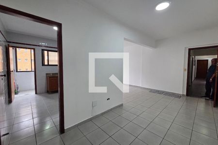 Sala de apartamento para alugar com 2 quartos, 85m² em Guilhermina, Praia Grande