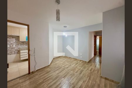 Apartamento para alugar com 3 quartos, 57m² em Jardim Santa Clara, Guarulhos