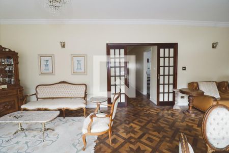 Sala de casa para alugar com 3 quartos, 350m² em Jardim das Laranjeiras, São Paulo