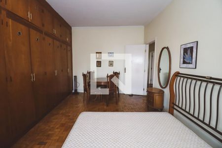Quarto de casa para alugar com 3 quartos, 350m² em Jardim das Laranjeiras, São Paulo