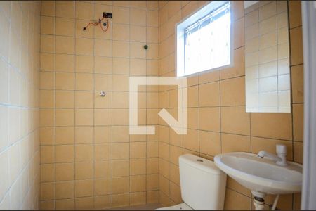 Banheiro de casa para alugar com 2 quartos, 30m² em Vila Hebe, São Paulo