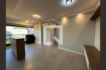 Apartamento para alugar com 2 quartos, 64m² em Alphaville Empresarial, Barueri