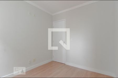 Quarto de apartamento à venda com 2 quartos, 58m² em Jardim Flor da Montanha, Guarulhos