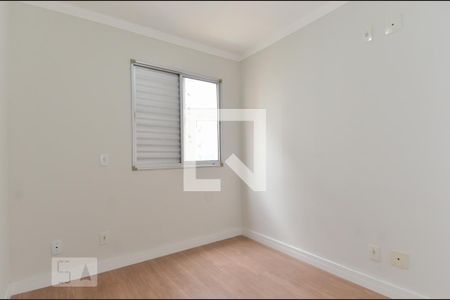 Quarto de apartamento à venda com 2 quartos, 58m² em Jardim Flor da Montanha, Guarulhos