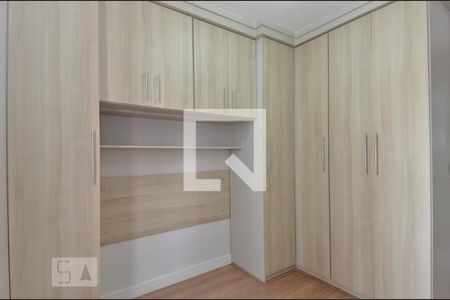 Quarto de apartamento à venda com 2 quartos, 58m² em Jardim Flor da Montanha, Guarulhos
