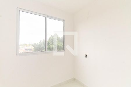 Quarto 1 de apartamento para alugar com 2 quartos, 32m² em Vila California, São Paulo