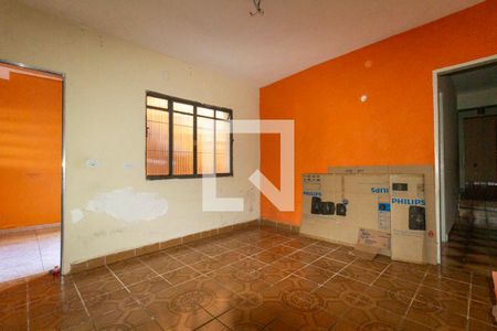 Sala de casa para alugar com 2 quartos, 89m² em Jardim Santa Teresinha, São Paulo