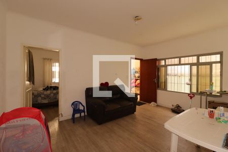 Sala de casa à venda com 4 quartos, 154m² em Vila Curuçá, Santo André