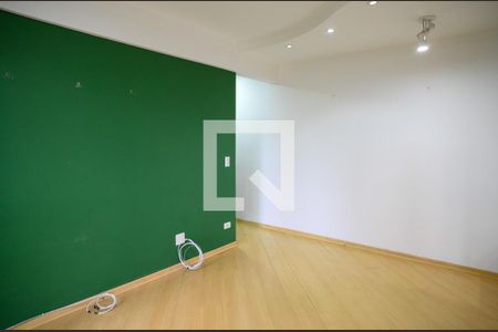 Sala de apartamento para alugar com 2 quartos, 50m² em Jardim Celeste, São Paulo