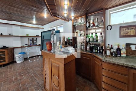Sala 2 de apartamento à venda com 4 quartos, 250m² em Icaraí, Niterói