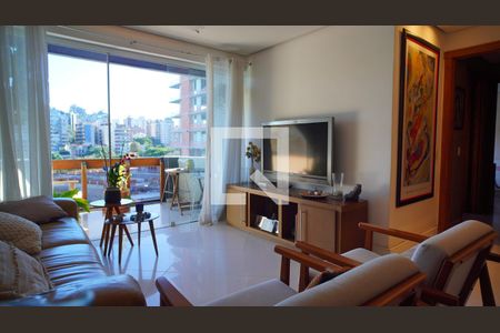 Sala  de apartamento para alugar com 4 quartos, 200m² em Petrópolis, Porto Alegre