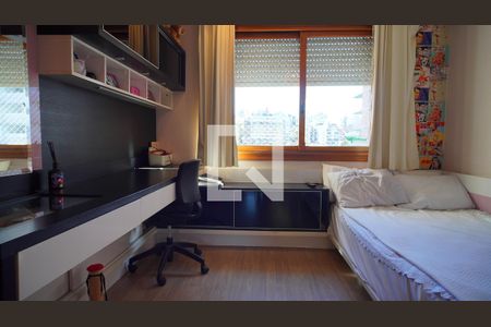 Suite 1 de apartamento para alugar com 4 quartos, 200m² em Petrópolis, Porto Alegre