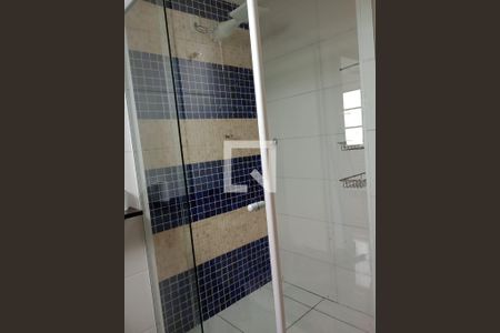 Banheiro de apartamento para alugar com 2 quartos, 42m² em Jardim Bonifacio, São Paulo