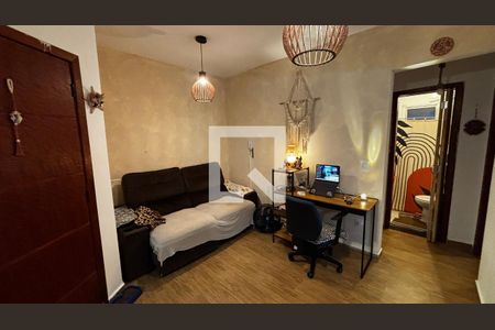 Sala de apartamento à venda com 2 quartos, 50m² em Vila Vitória, Santo André