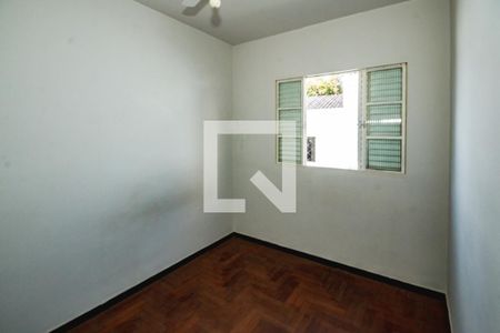 Quarto 1 de apartamento para alugar com 2 quartos, 42m² em Santa Monica, Belo Horizonte