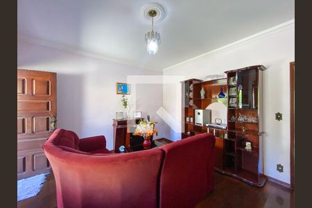 Casa à venda com 5 quartos, 360m² em Palmeiras, Belo Horizonte