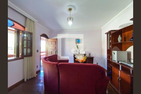Casa à venda com 5 quartos, 360m² em Palmeiras, Belo Horizonte