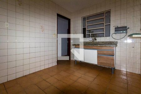 Cozinha de casa à venda com 2 quartos, 124m² em Jardim Eliane, São Paulo