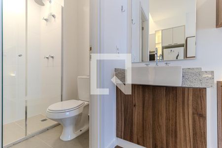 Banheiro de kitnet/studio à venda com 1 quarto, 24m² em Higienópolis, São Paulo