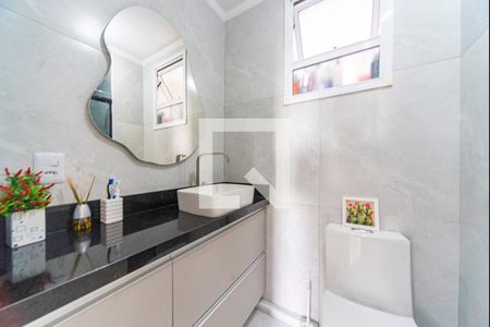 Banheiro  de apartamento à venda com 3 quartos, 60m² em Vila Homero Thon, Santo André