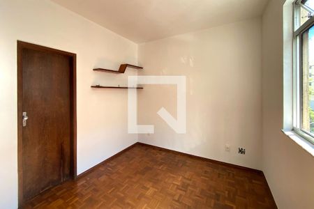 Suite de apartamento à venda com 2 quartos, 80m² em Santo Antônio, Belo Horizonte