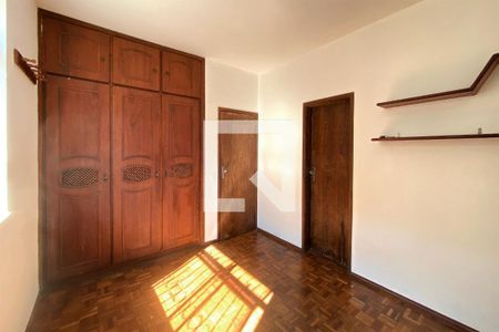 Suite de apartamento à venda com 2 quartos, 80m² em Santo Antônio, Belo Horizonte