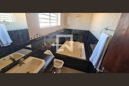 Casa à venda com 4 quartos, 264m² em Jardim Aurelia, Campinas