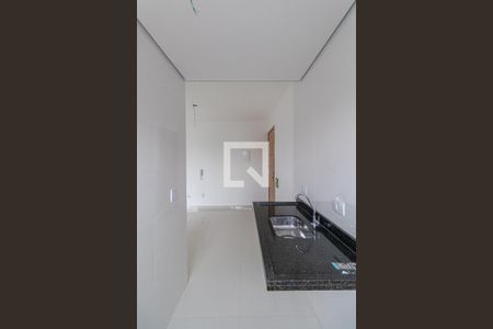 Sala/Cozinha/Área de Serviço de apartamento para alugar com 2 quartos, 42m² em Vila Talarico, São Paulo