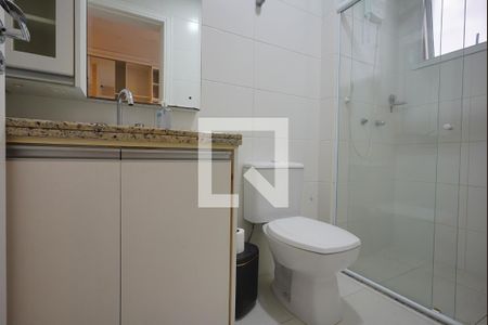 Banheiro da Suíte de apartamento para alugar com 3 quartos, 101m² em Coqueiros, Florianópolis