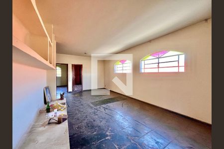 Casa à venda com 4 quartos, 360m² em Santa Ines, Belo Horizonte