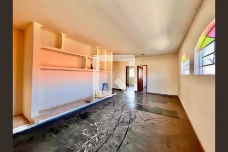 Casa à venda com 4 quartos, 360m² em Santa Ines, Belo Horizonte