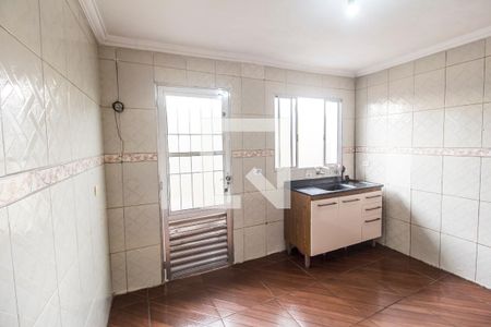 Sala/Cozinha de casa para alugar com 2 quartos, 126m² em Vila Santo Antonio, Carapicuíba