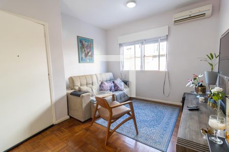 Sala de apartamento à venda com 3 quartos, 48m² em Tristeza, Porto Alegre
