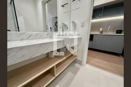 Banheiro de kitnet/studio à venda com 1 quarto, 50m² em Campo Belo, São Paulo