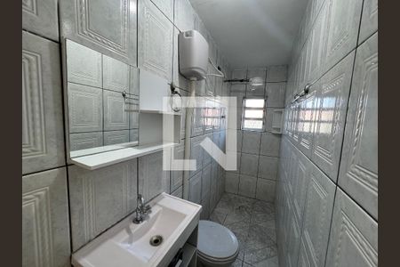 Banheiro de casa para alugar com 1 quarto, 80m² em Vila Yolanda, Osasco