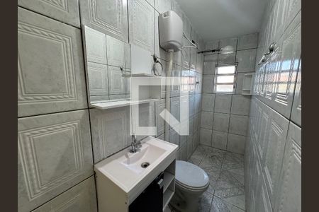 Banheiro de casa para alugar com 1 quarto, 80m² em Vila Yolanda, Osasco