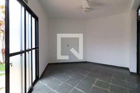 Sala de casa para alugar com 4 quartos, 245m² em Santa Genebra Ii, Campinas