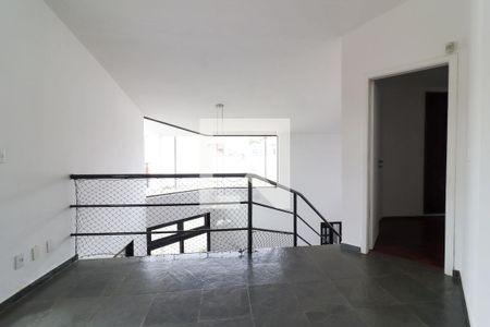 Corredor de casa para alugar com 4 quartos, 245m² em Santa Genebra Ii, Campinas