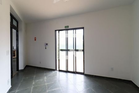 Sala de casa para alugar com 4 quartos, 245m² em Santa Genebra Ii, Campinas