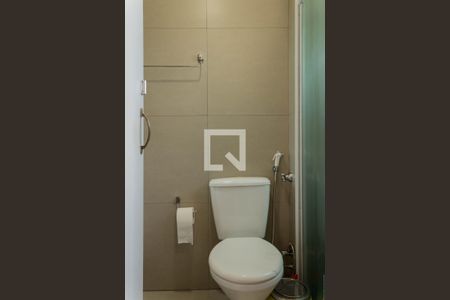 Banheiro da Suíte 1 de apartamento para alugar com 3 quartos, 68m² em Jardim Olavo Bilac, São Bernardo do Campo