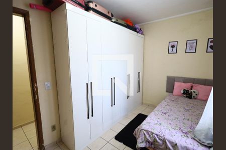 Quarto 2 de casa à venda com 2 quartos, 125m² em Veloso, Osasco